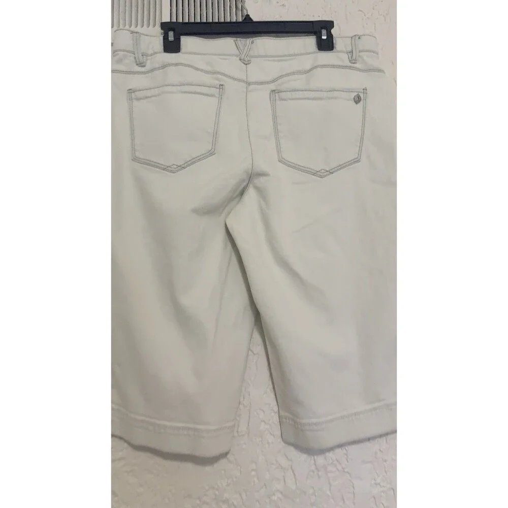 NWT Democracy Mold & Hold LongCapri Bermuda Women's Jean Shorts Sz 12 Petite